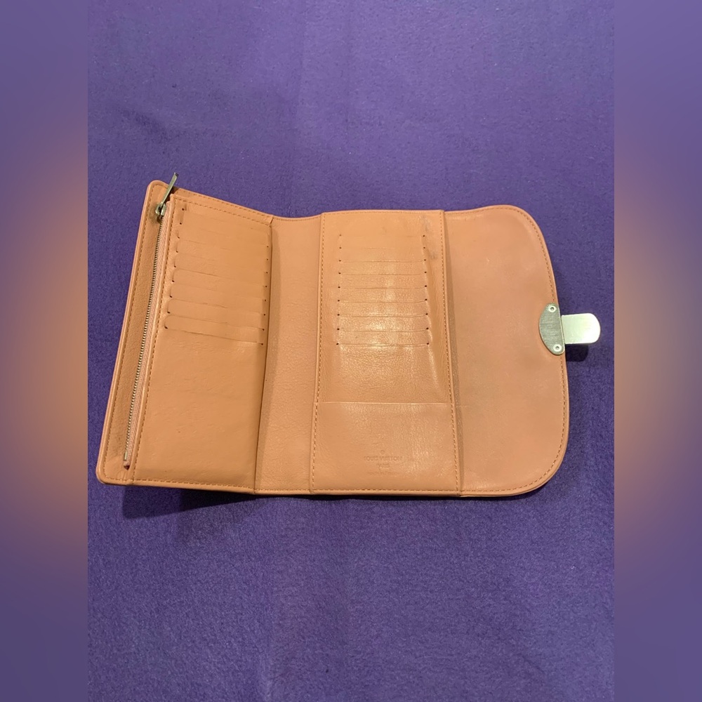 Louis Vuitton Amelia Trifold Wallet - Picture 9 of 13